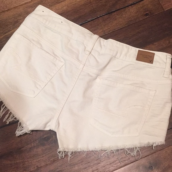 Shorts - Picture 3 of 6